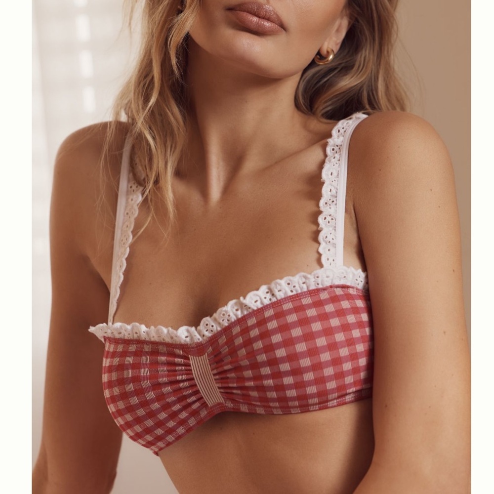 ANTHROPOLOGIE➕NWT Seamless Lace Trim Bralette
